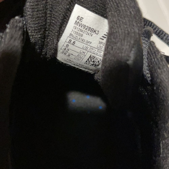 New Balance shoes - Picture 6 of 6